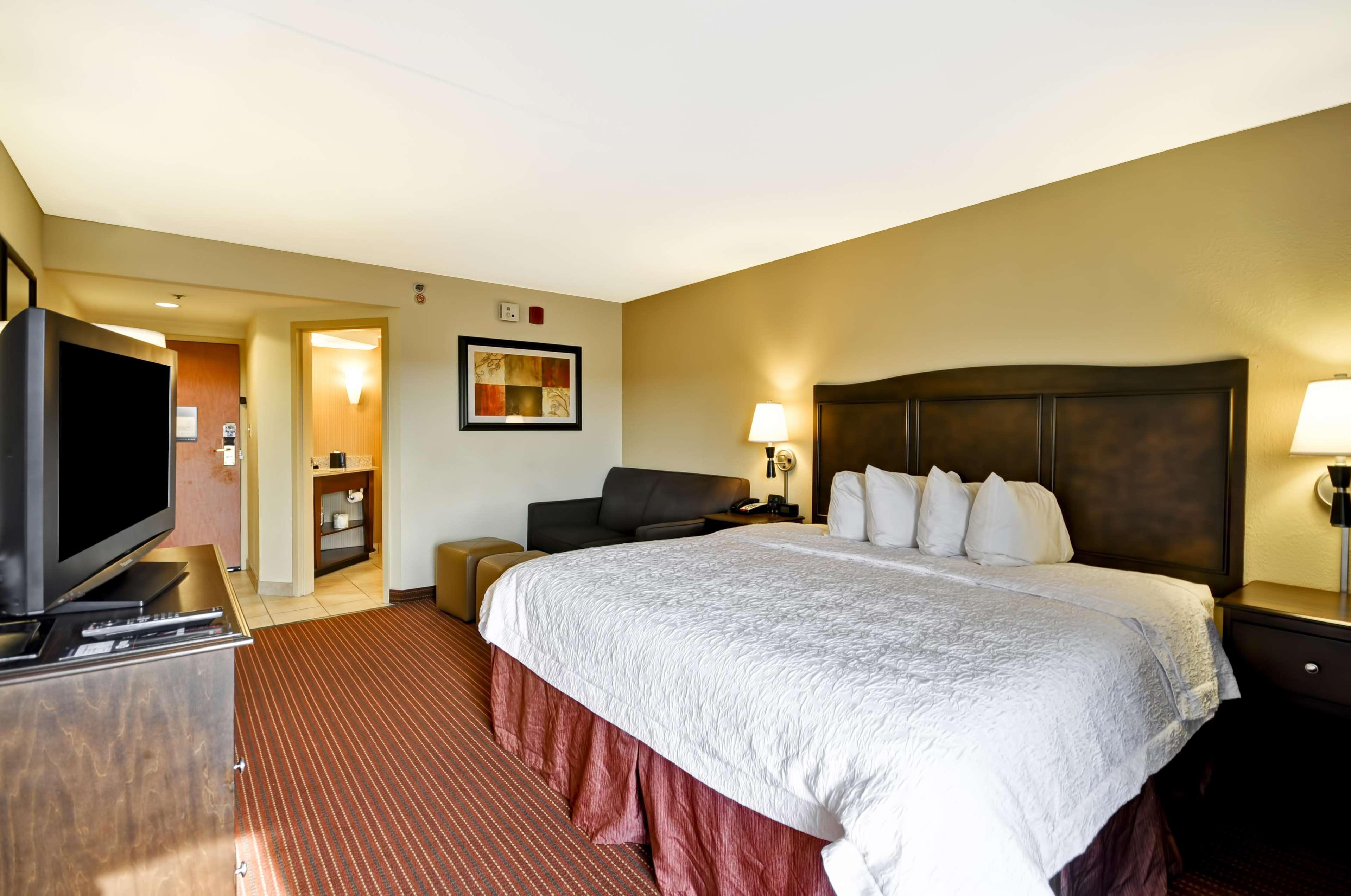 Hampton Inn Overland Park Exterior photo